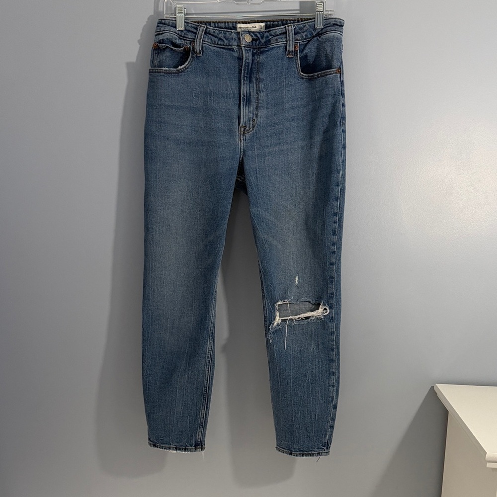 Abercrombie & Fitch The skinny high rise distressed jeans curve love SZ 31/12
